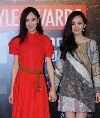 闺蜜们吃瓜娱乐圈